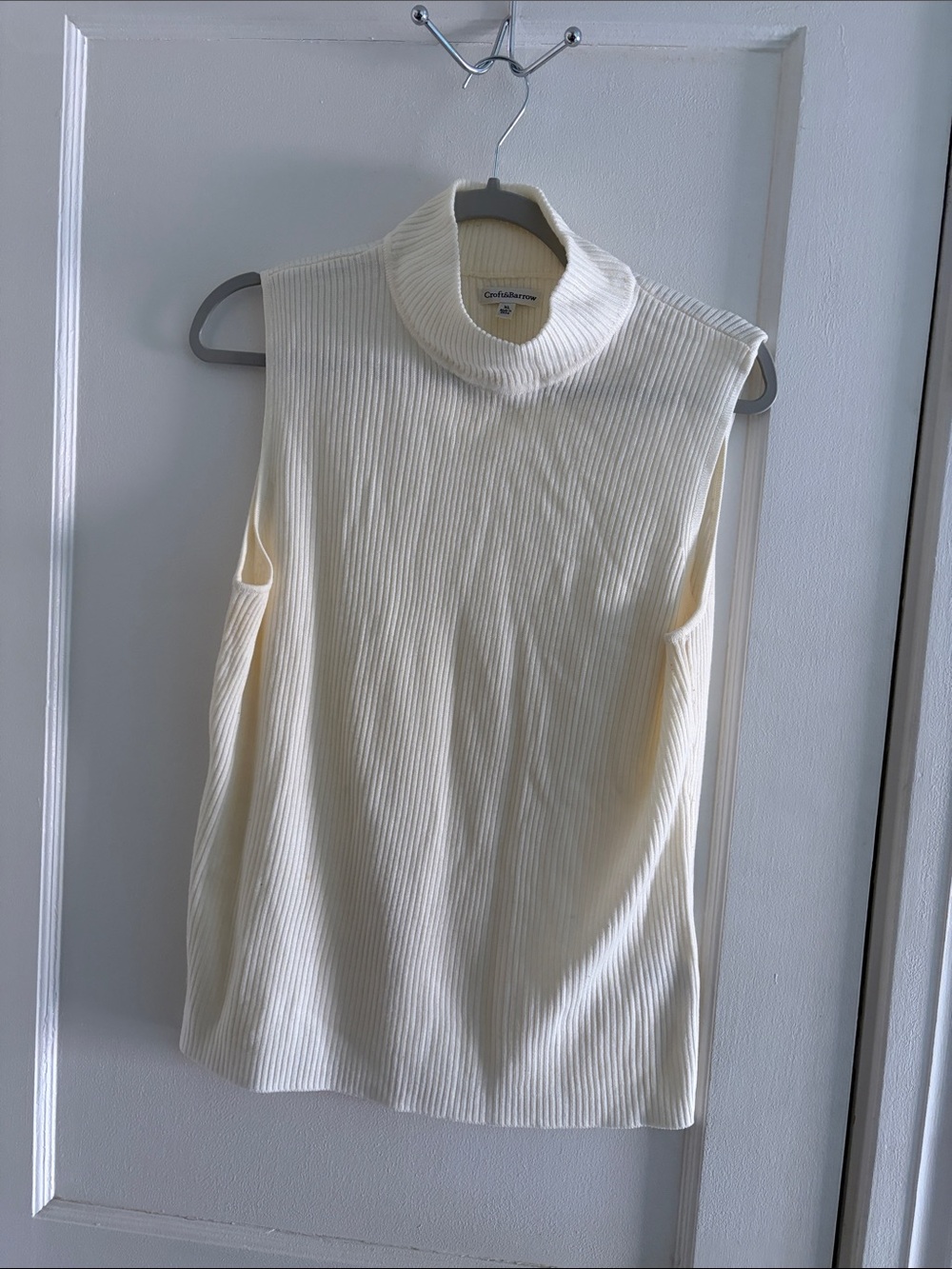 croft & barrow Ivory Ribbed Mock Neck Sleeveless Top